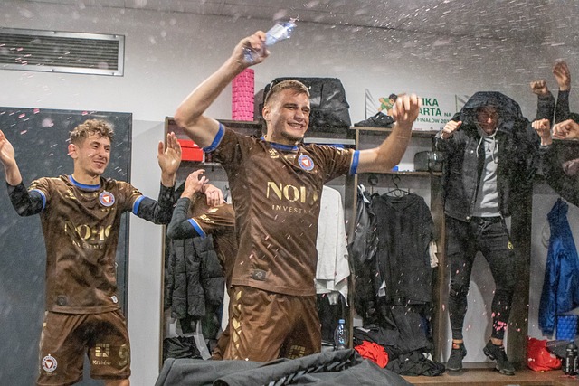 差异也让比 差异也让比